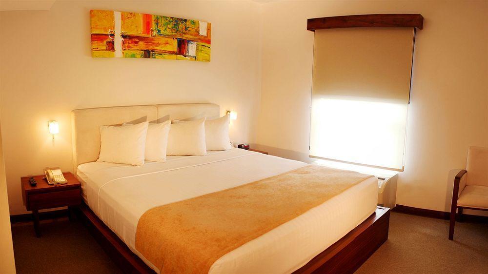 Hex Hotel 3*